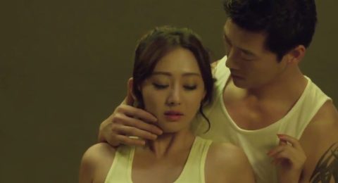 dit-nu-pt-kute-girl-trong-phong-tap