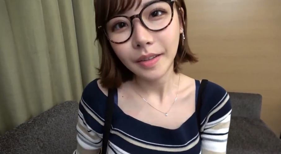 lam-quen-voi-nguoi-dep-dam-dang-eimi